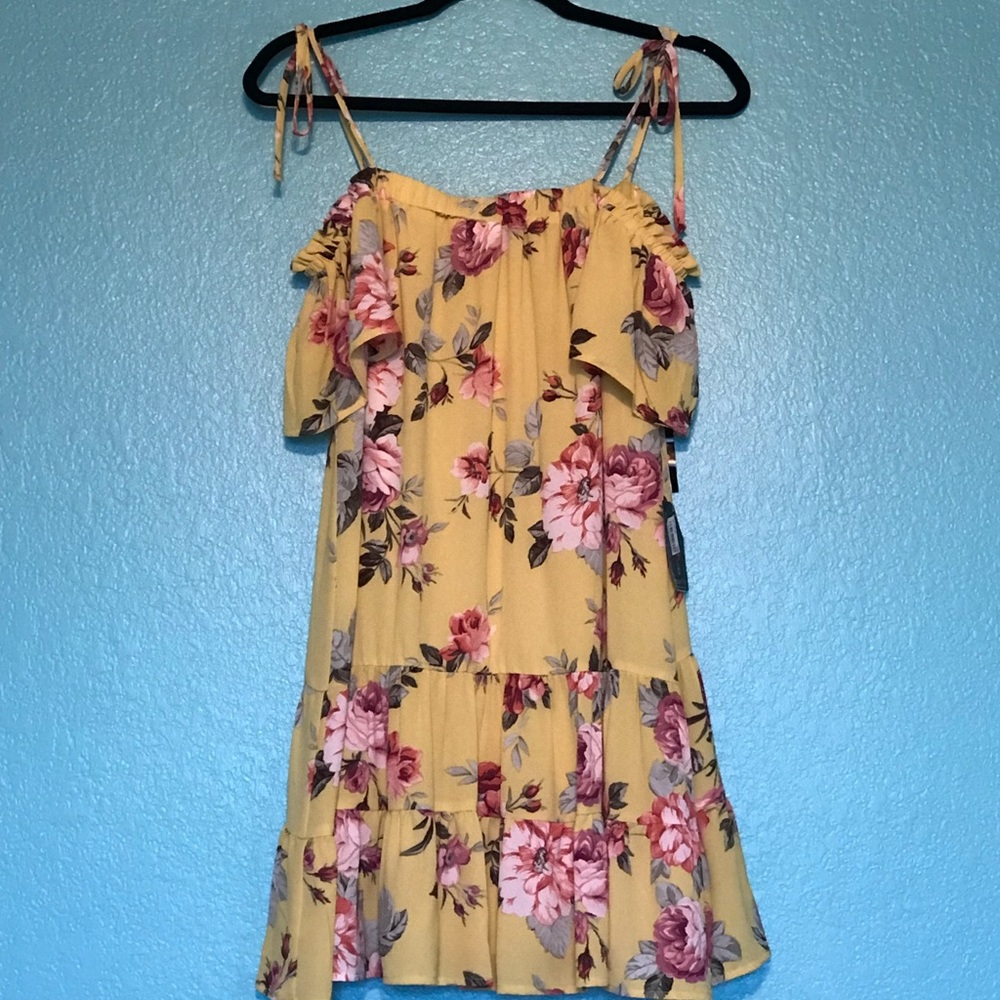 Yellow dress